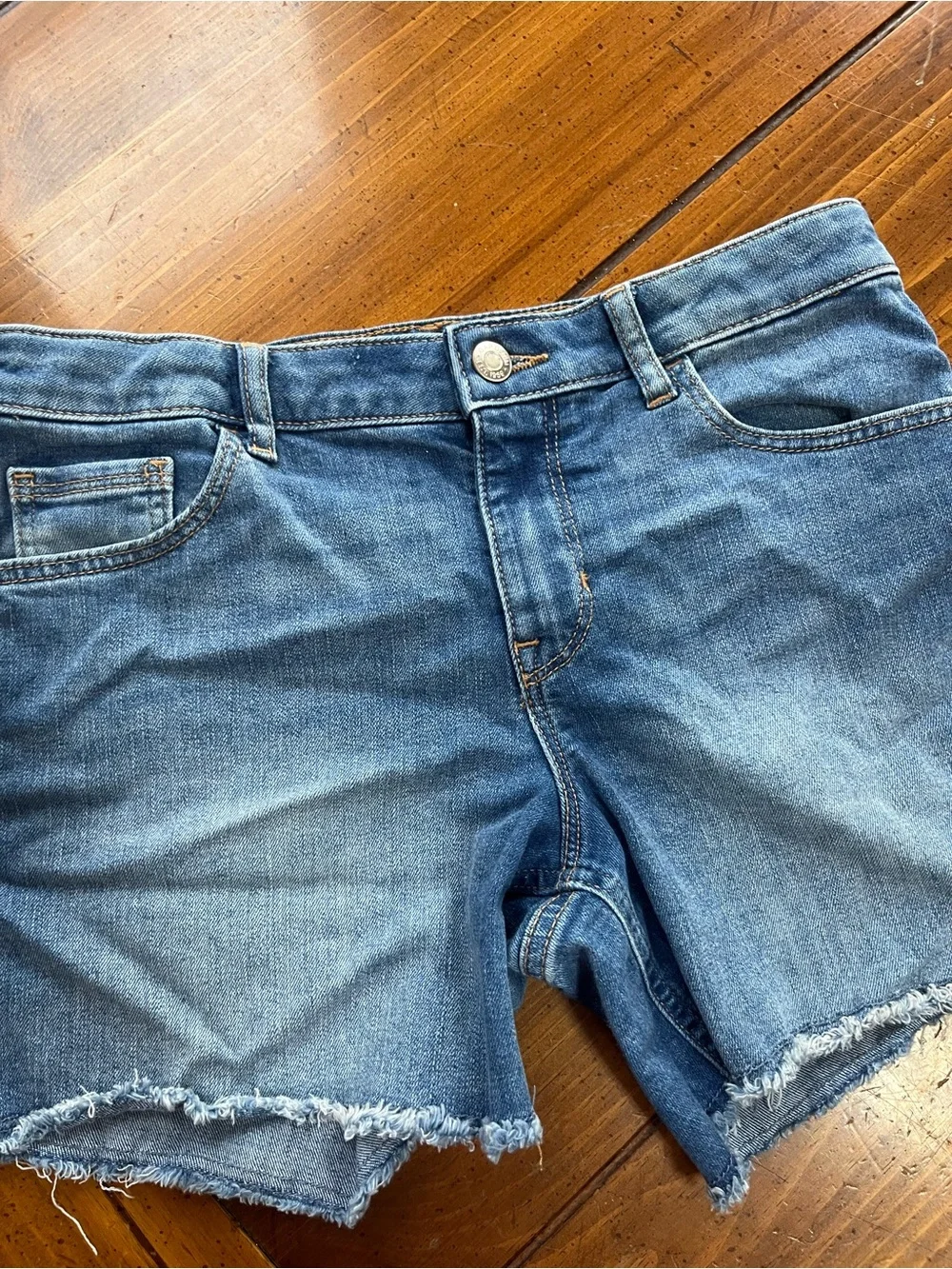 Gap Girls Size 16 Stretch Denim Midi Shorts Raw Hem Cutoffs EUC